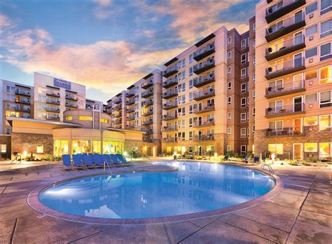 Oregon Hotels: Compare Hotels in Oregon from $49/night on .